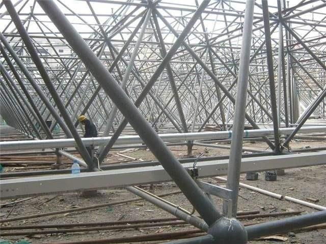 临沂盘点螺栓球网架对选材方面的4点要求